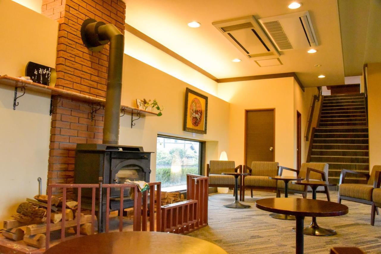 Aso Hotel Luaran gambar