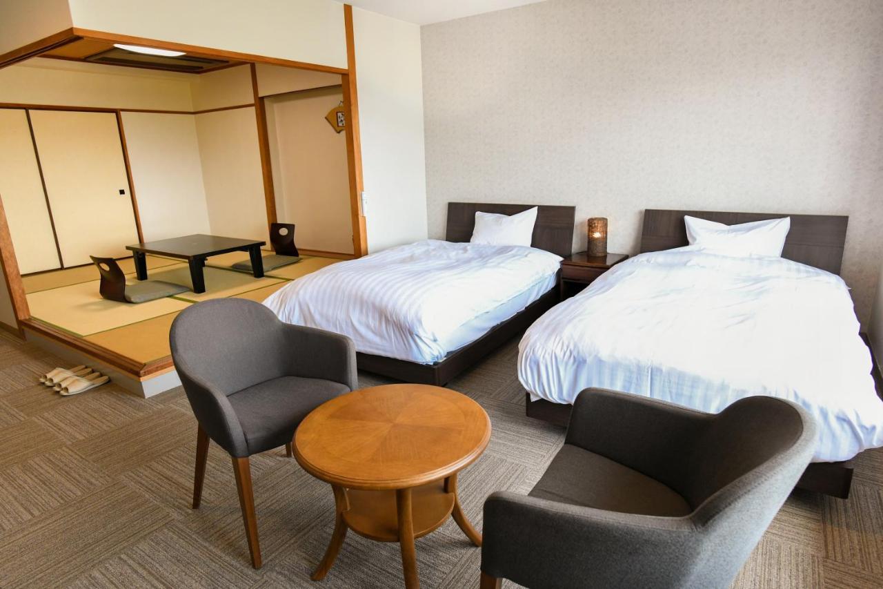 Aso Hotel Luaran gambar