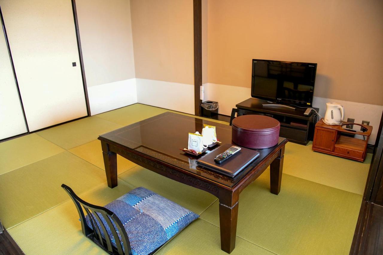 Aso Hotel Luaran gambar